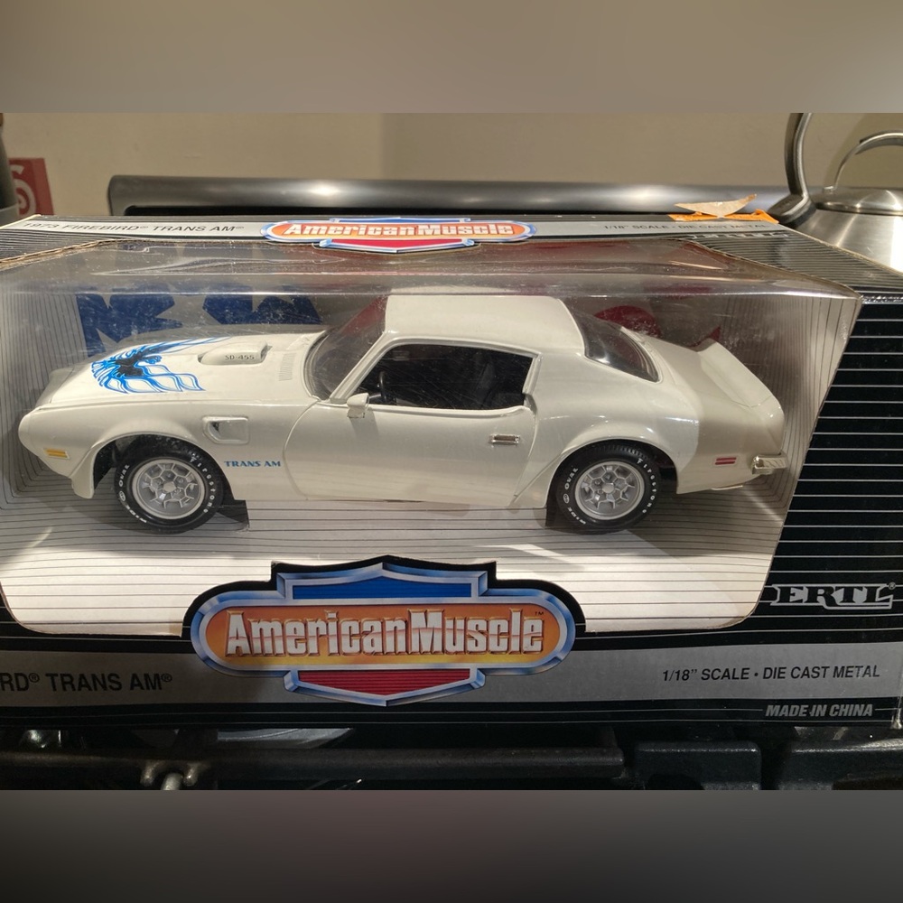 Ertl American Muscle 1:18 diecast 73 Firebird Trans Am